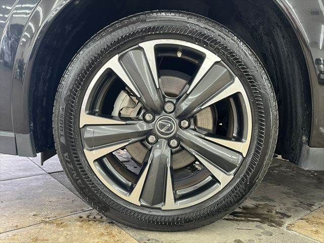 TOYOTA LEXUS UX250H AWD 2019 Image 31