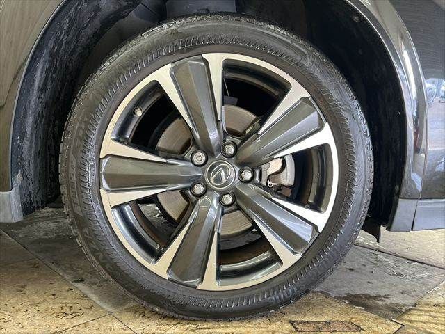 TOYOTA LEXUS UX250H AWD 2019 Image 31