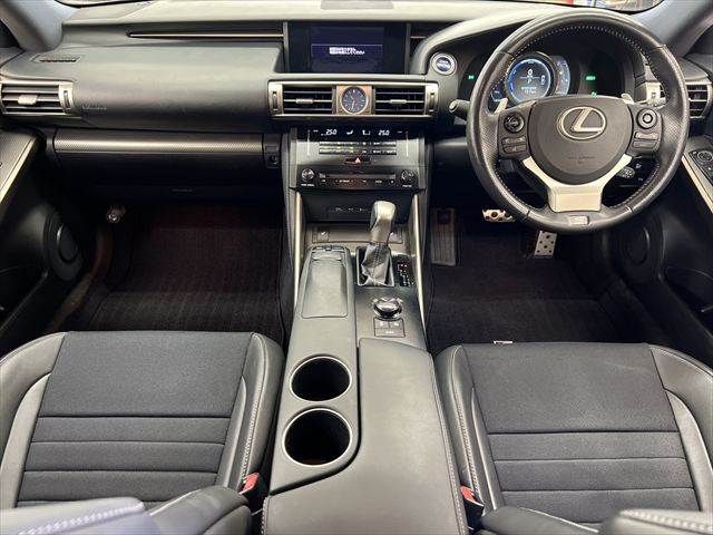 TOYOTA LEXUS IS300H 2013 Image 31