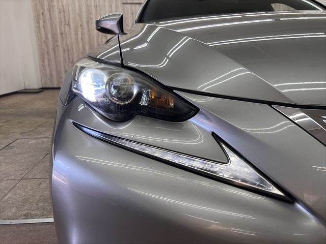 TOYOTA LEXUS IS300H 2013 Image 31