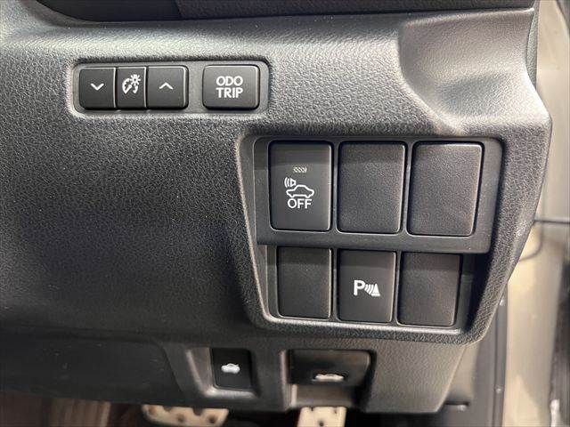 TOYOTA LEXUS IS300H 2013 Image 31