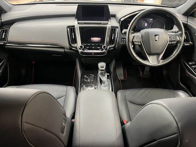 TOYOTA CROWN SEDAN HYBRID 2020 Image 31