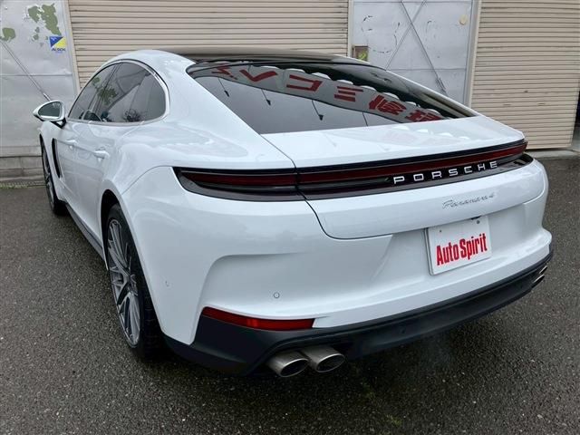 PORSCHE PANAMERA 2025 Image 31