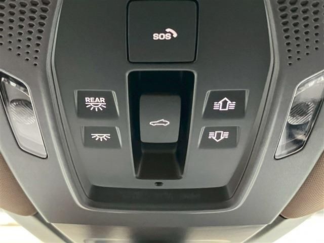 PORSCHE PANAMERA 2025 Image 31