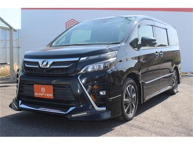 TOYOTA VOXY 2017 Image 31