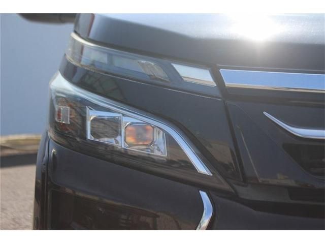 TOYOTA VOXY 2017 Image 31