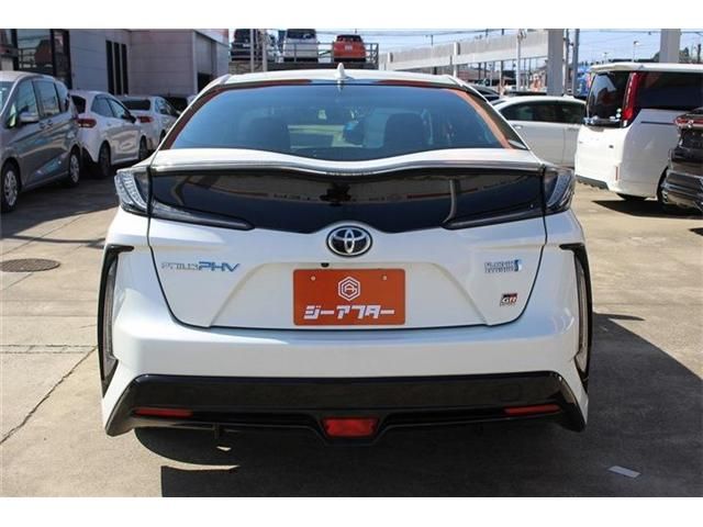 TOYOTA PRIUS PHV 2019 Image 31