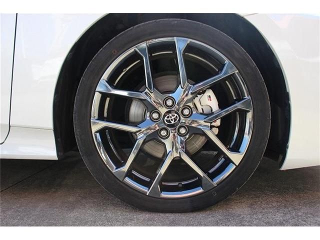 TOYOTA PRIUS PHV 2019 Image 31