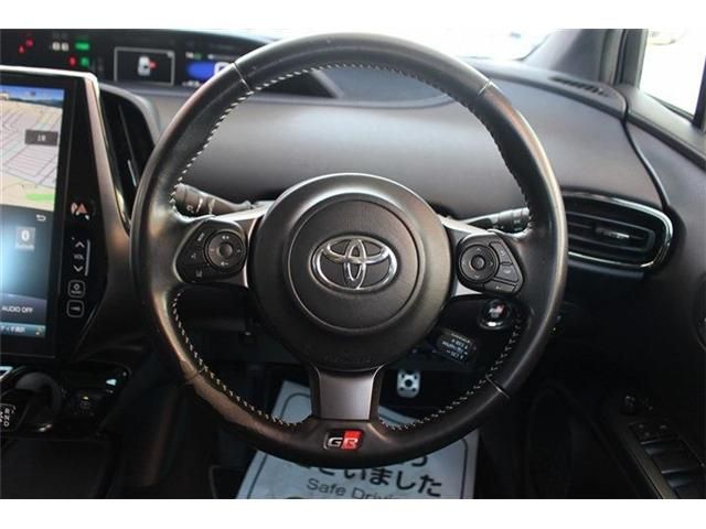 TOYOTA PRIUS PHV 2019 Image 31