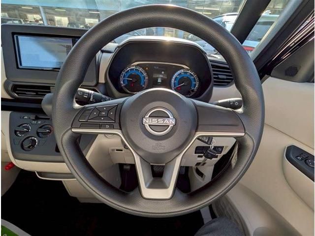 NISSAN ROOX 2024 Image 31