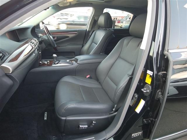 TOYOTA LEXUS LS460 2013 Image 31