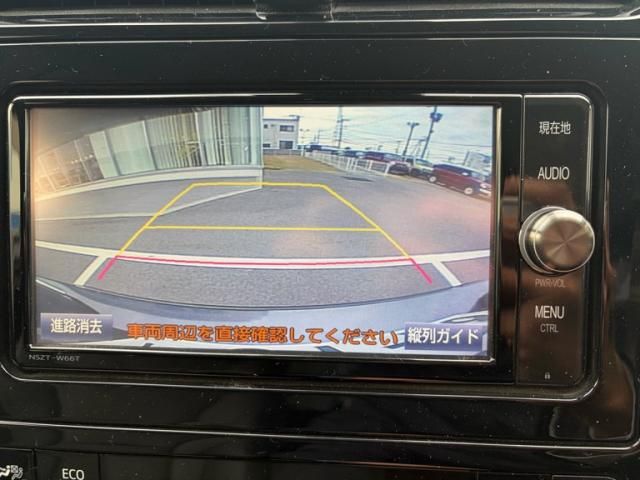 TOYOTA PRIUS 2017 Image 31