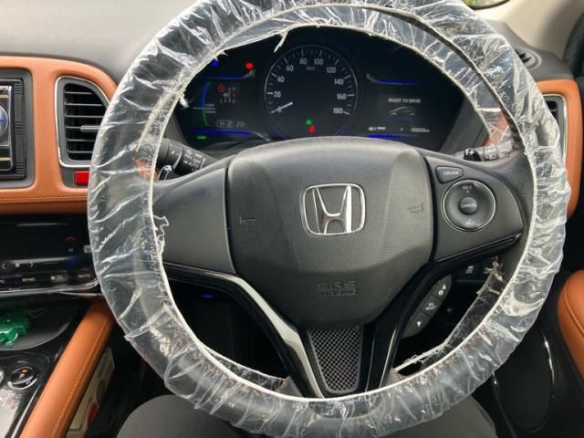 HONDA VEZEL HYBRID 2014 Image 31