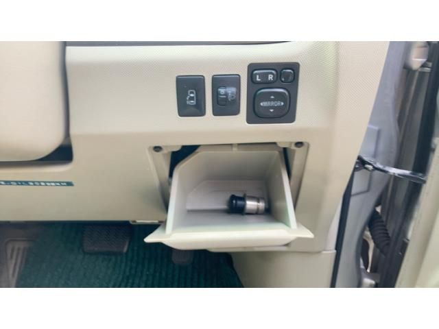 TOYOTA ESTIMA 2006 Image 31