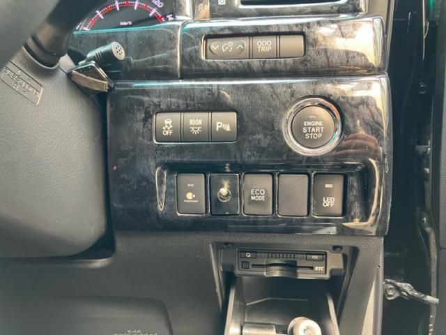 TOYOTA ALPHARD 2012 Image 31