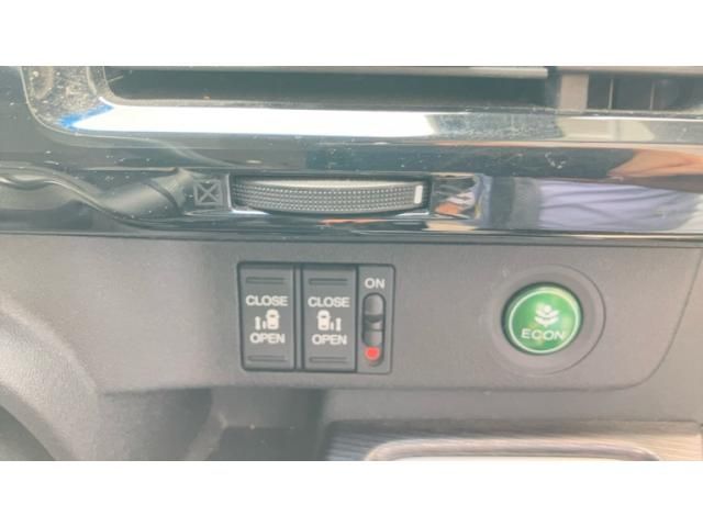 HONDA STEPWAGON SPADA 2018 Image 31