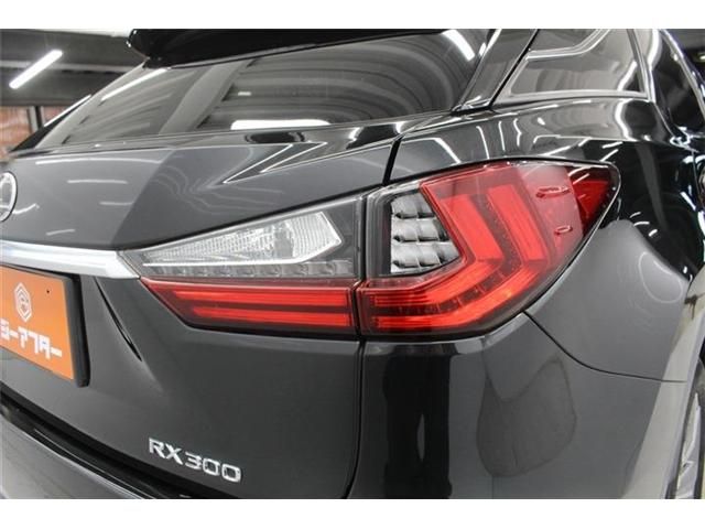 TOYOTA LEXUS RX300 2018 Image 31