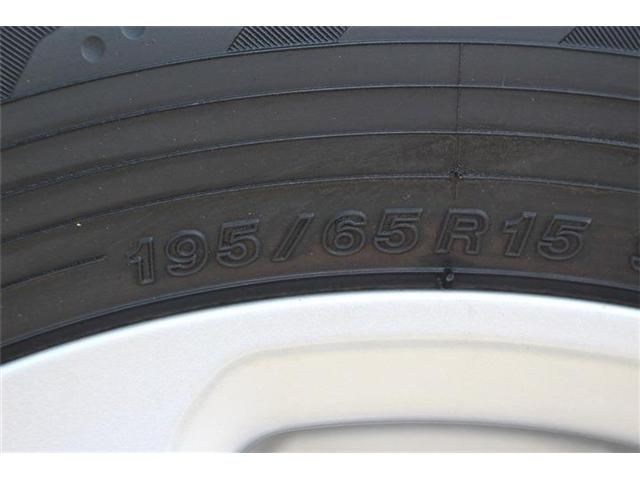 TOYOTA VOXY HYBRID 2018 Image 31