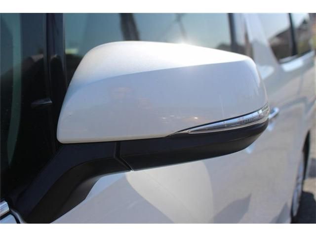 TOYOTA VELLFIRE 2015 Image 31