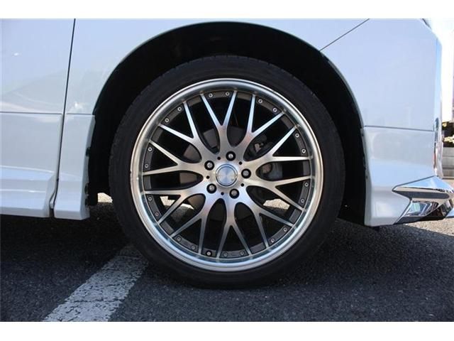 TOYOTA ALPHARD HYBRID 4WD 2019 Image 31