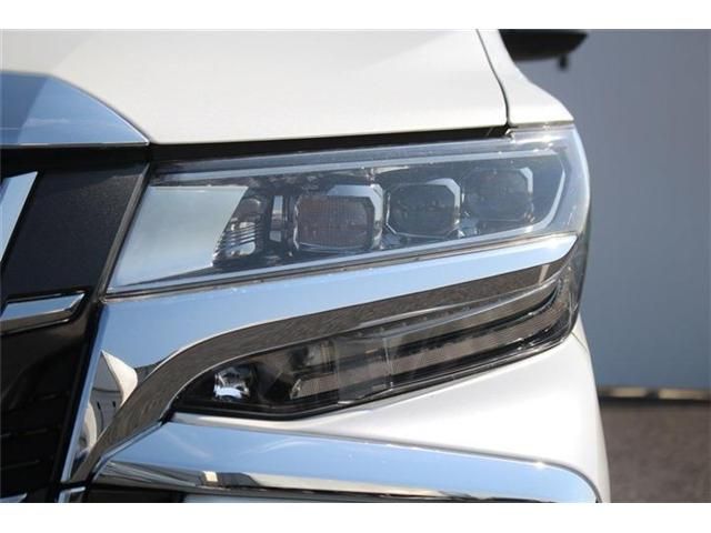 TOYOTA ALPHARD HYBRID 4WD 2019 Image 31