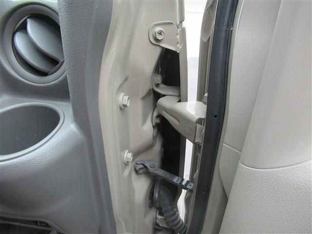 SUZUKI EVERY VAN 2015 Image 31