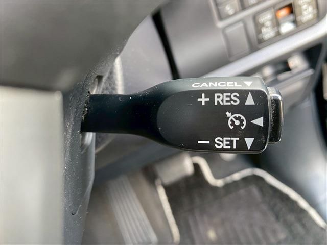 TOYOTA VOXY 2018 Image 31