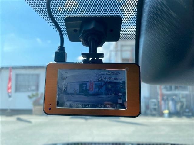 TOYOTA VOXY 2018 Image 31