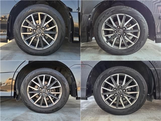 TOYOTA VOXY 2015 Image 31