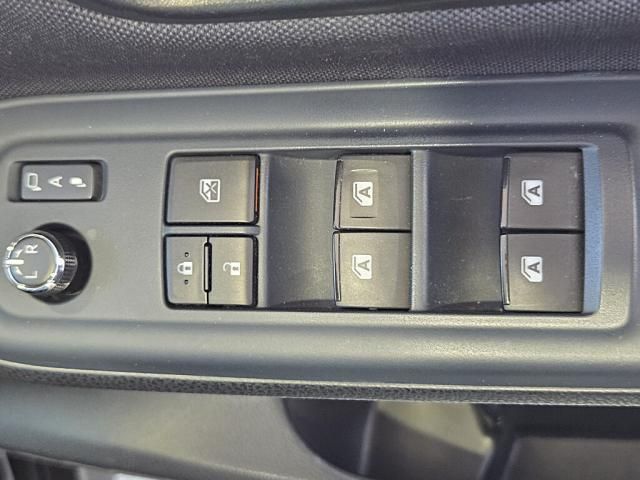 TOYOTA VOXY 2015 Image 31