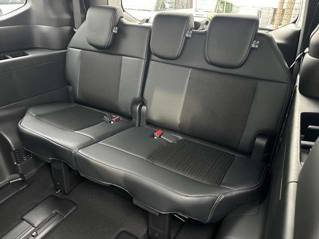 HONDA STEPWAGON E:HEV SPAD 2026 Image 31