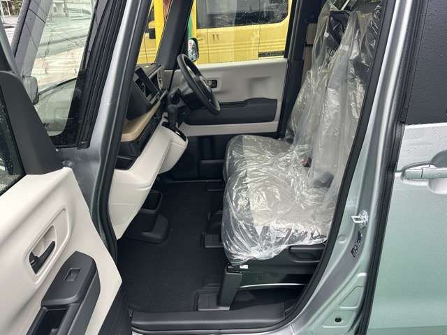 HONDA N BOX 2025 Image 31