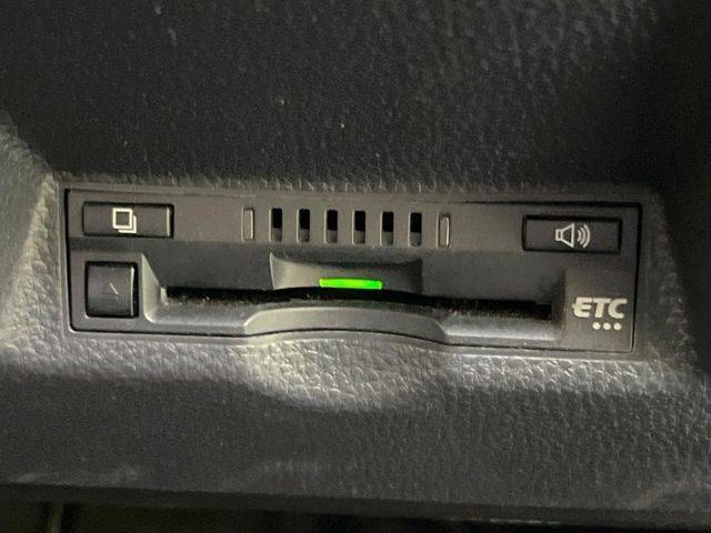 TOYOTA YARIS HYBRID 2022 Image 31