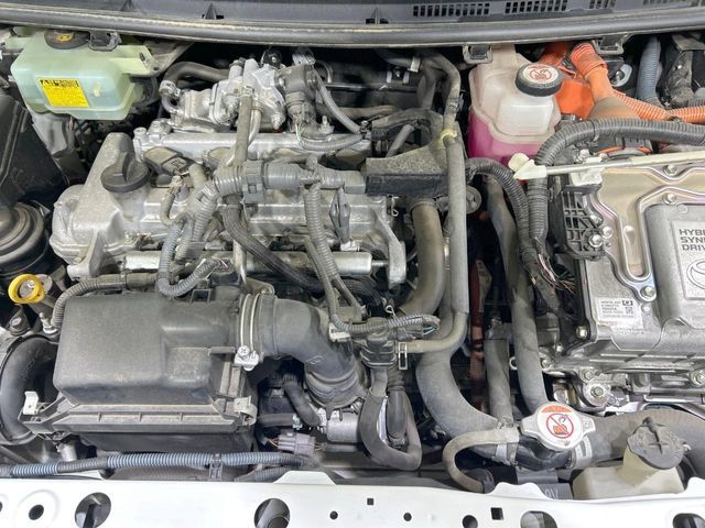 TOYOTA AQUA 2017 Image 31