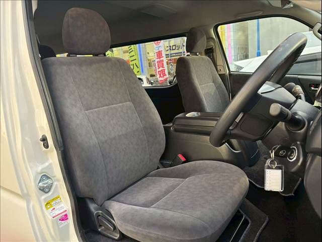 TOYOTA HIACE WAGON 2017 Image 31