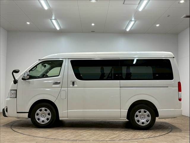 TOYOTA HIACE WAGON 2017 Image 31