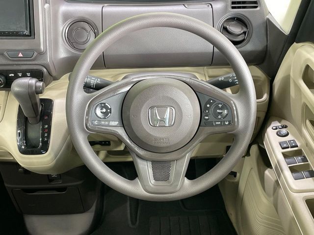 HONDA N BOX 2018 Image 31