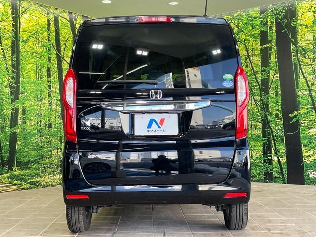 HONDA N BOX 2018 Image 31