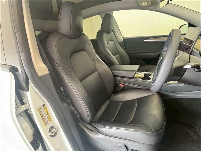 TESLA MODEL Y 2023 Image 31