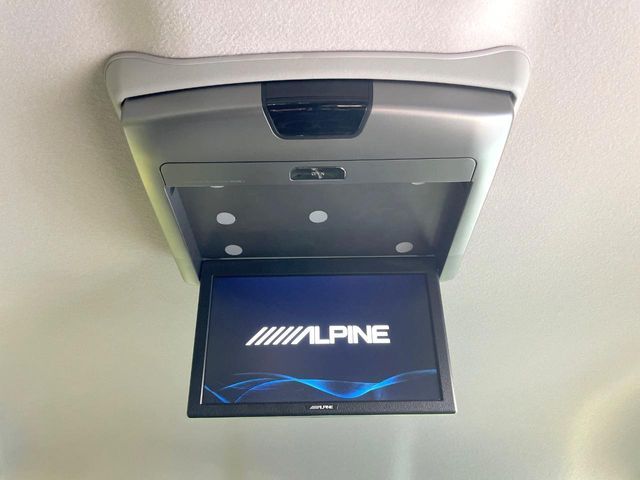 NISSAN ELGRAND 2019 Image 31