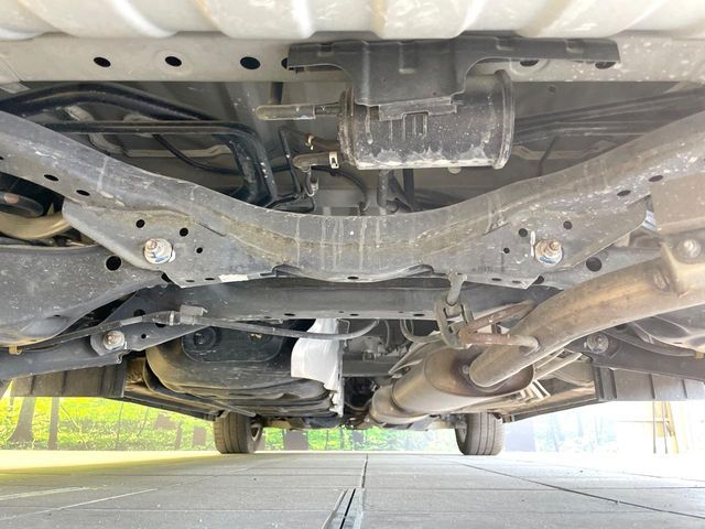 NISSAN ELGRAND 2019 Image 31