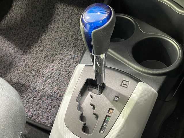 TOYOTA AQUA 2012 Image 31