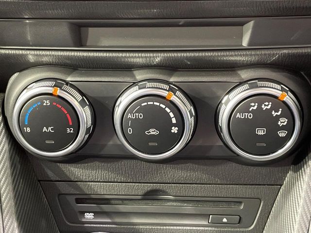 MAZDA DEMIO 2015 Image 31