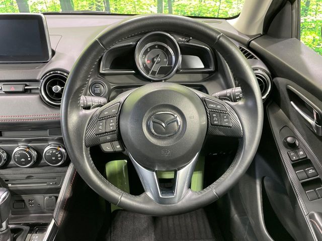 MAZDA DEMIO 2015 Image 31