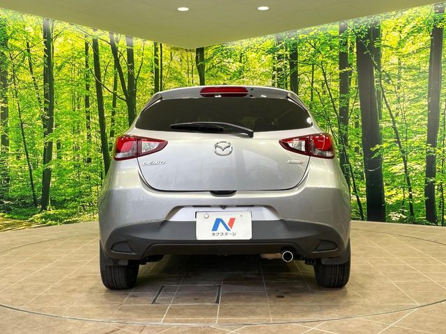 MAZDA DEMIO 2015 Image 31