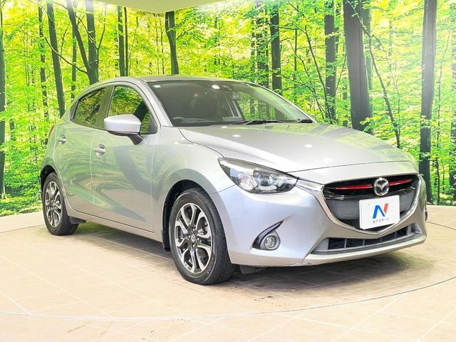 MAZDA DEMIO 2015 Image 31