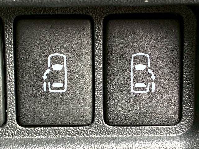 TOYOTA HIACE VAN 4WD 2023 Image 31