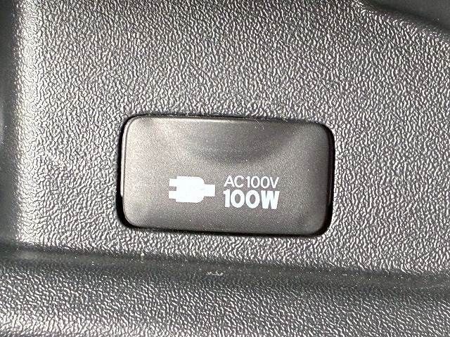 TOYOTA HIACE VAN 4WD 2023 Image 31