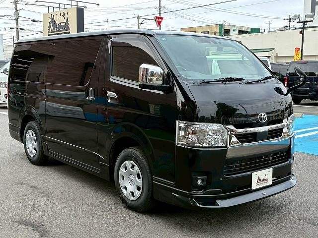 TOYOTA HIACE VAN 4WD 2023 Image 31
