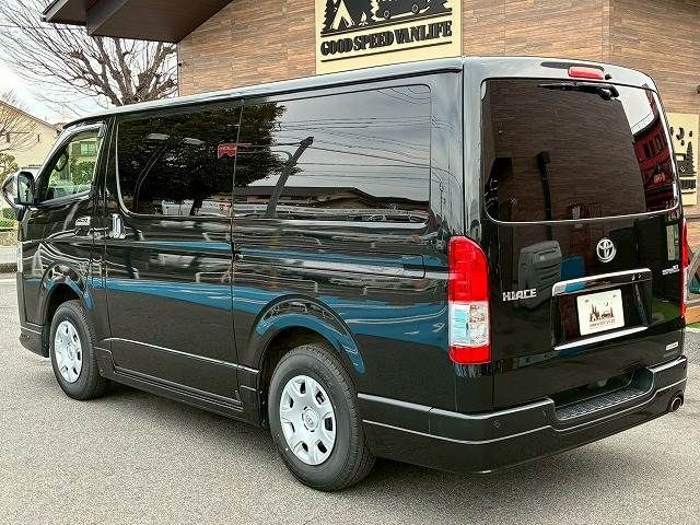 TOYOTA HIACE VAN 4WD 2023 Image 31